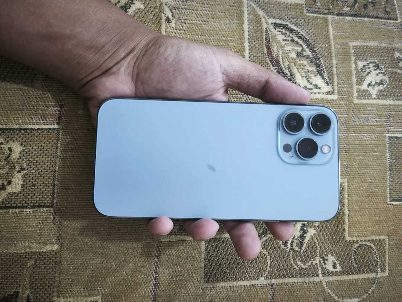 13 برو ماكس 
🔋 97
الجهاز نضيف شخط مابي 
***********
