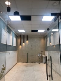 محل الايجار  الاعظمية شارع جامع جلال  المساحه واجه ٤ متر نزال ٧ متر  ت...