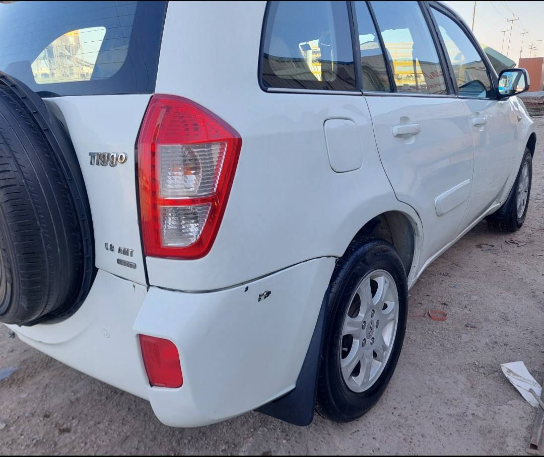 السلام عليكم
للبيع شيري تيكو 2013 
رقم بغداد انكليزي بأسمي تحويل ثاني يوم ماشية 179 الف فقط السيارة فول مواصفات فتحة سقف مرايات كهربائية داخل بيجي محرك 1800 نظيف جدا كير كهربائي عليه أدامة كاملة تبريدهة ثلج تخم تاير السيارة ميكانيك كلة جاهز والكشر شوف عينك مكاني بغداد السعر 49 $وبي مجال جدا بسيط للاستفسار الاتصال على الرقم 
***********
