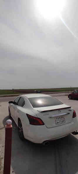 نیسان مگزیما 2010 6V
٣٦ ورقة غرامات تنزل من السعر 
٥ قطعة سبغ بدون دواخل 
تحويل و وكالة بشرط 
سعر 100 و نزل 36 ورقة من السعر 64 ورقه صافي
*********** اكر
