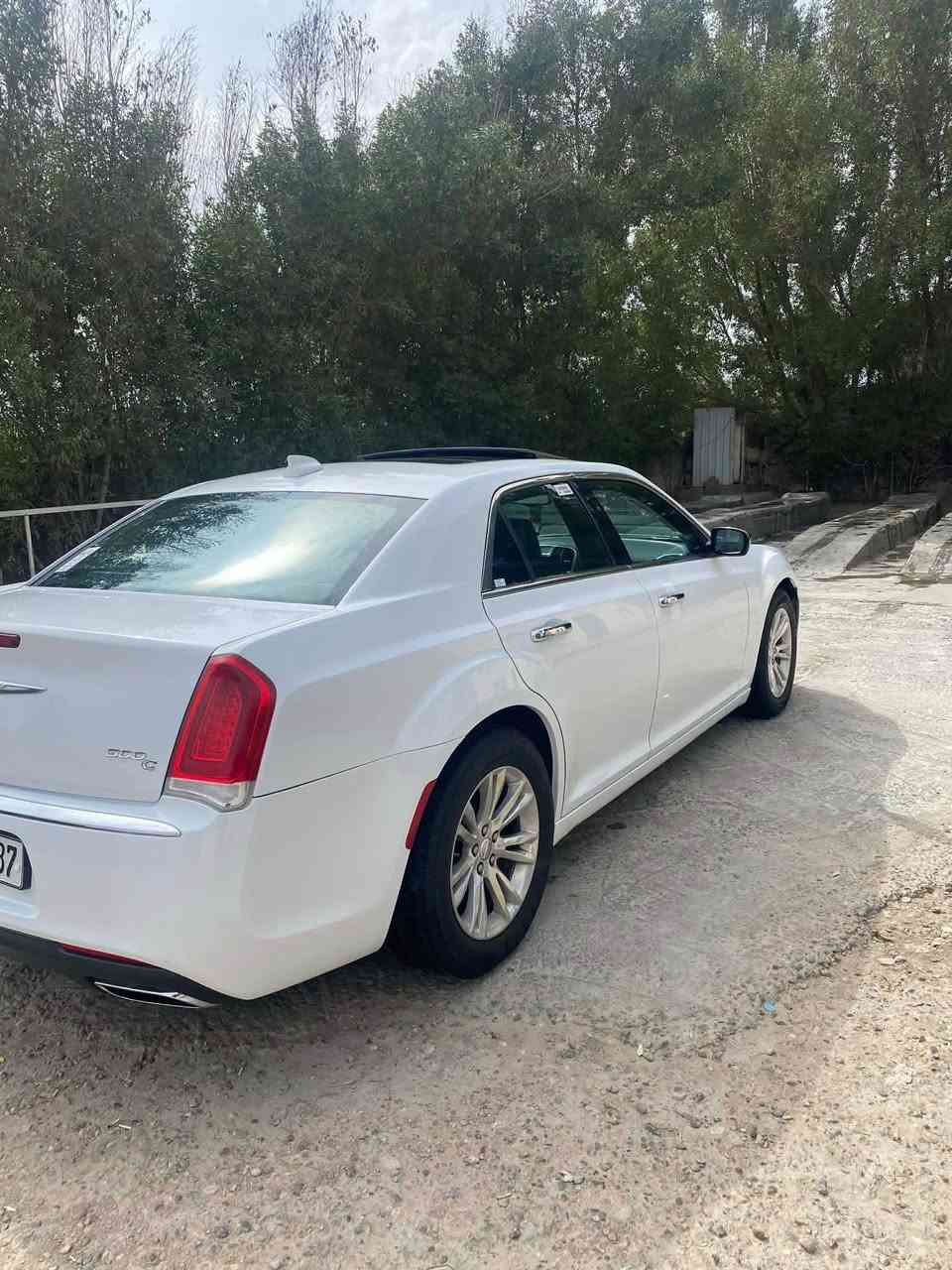 اوباما موديل 2017
السياره كفاله
ماشيه 73ميل
مواصفات سي
بنوراما
برده خلفيه
كشن خزن ميموري
كشنات جلد 
تدفىه تبريد كشن
استيرن هيتر
مري قلاب
رقم سنويه جديد
كير مكينه حداديه كفاله
السعر 250 وبيه مجال
للاستفسار اتصال عل الرقم
*********** ديوانية, القادسية
