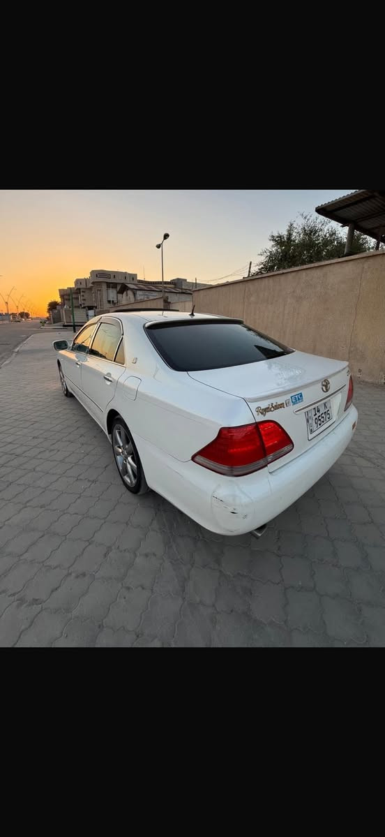 سلام عليكم. شاهينه رقم بصره قرار48 كفاله عامه شاصي82.  مواصفات 2دكم. كرستال اصل. فتحه سنويه 28.   سياره جديده كلش. سعر. 140 مجالها كلش قليل اخوان. هاتف*********** البصره الزبير.
