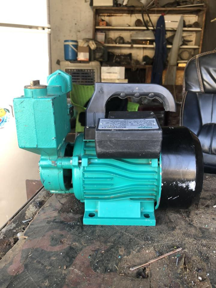 ماطور اخو الجديد سعره 40 الف الجديد مالته بسوك ٧٥ انطيك بيه ضمان تفحصه عند اهلك وتشوف مايه 

صوبه زيتيه شرط الشغل سعره 25 وبيه مجال 
للاستفسار اكثر ***********
