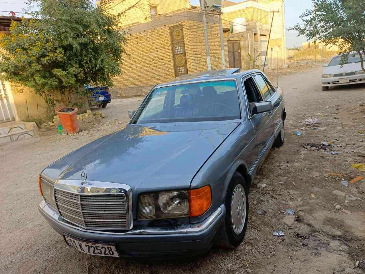 سلام عليكم مرسدس جامبو باب قصير موديل 1988 رقم بغداد انكليزي سنويه 30 هزه جديده محرك VVT_i 3000 فيشتين محرك كير كفاله
قواعدها بلاديه دون تصليح او خياس كراسي جلد مشطب تخم تاير جديد حداده نقص فقط شموع سياره صبغ عام سبب الجراد للاستفسار اكثر 
*********** اتصال
