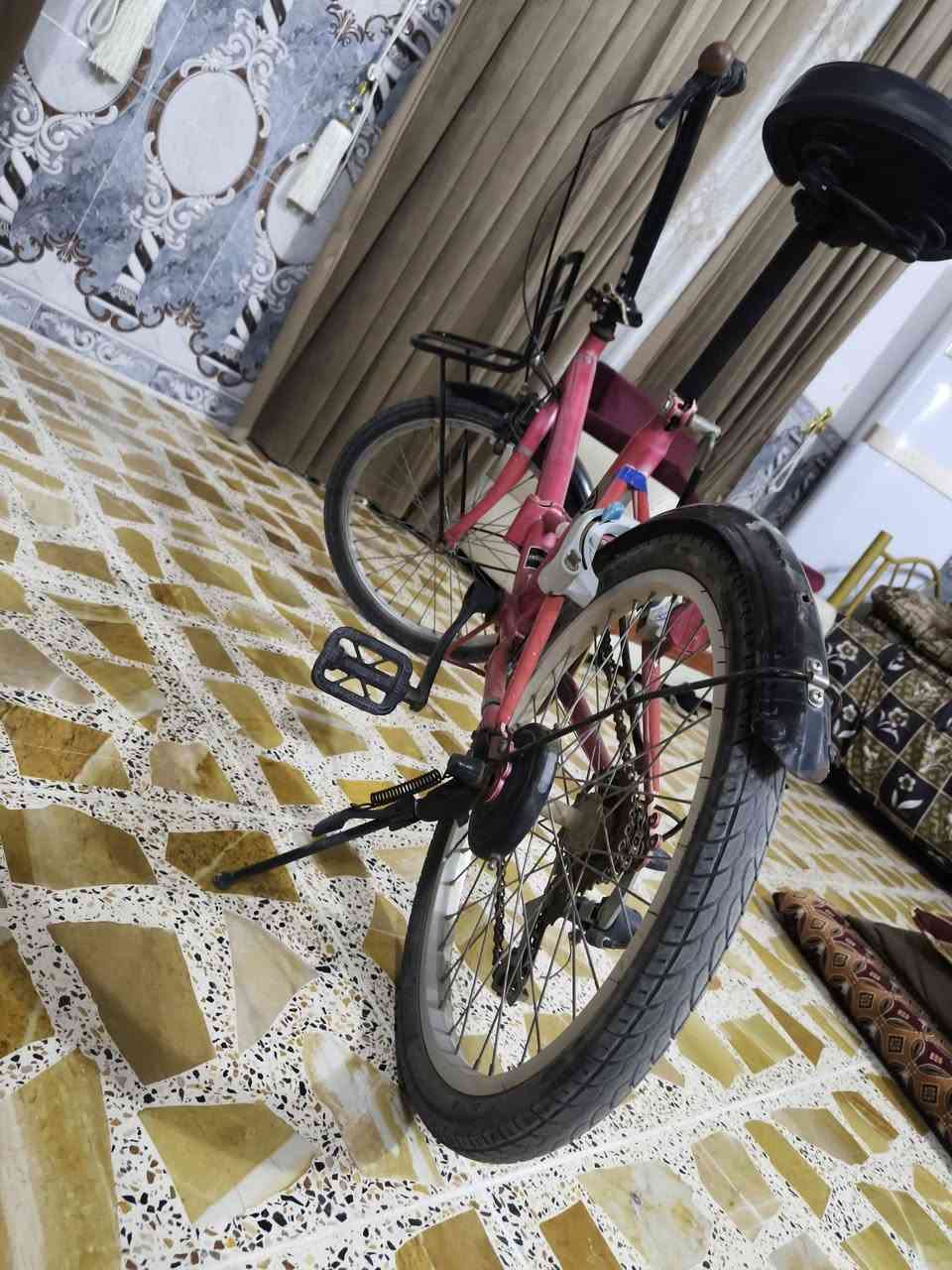 سلام عليكم عندي باسكل طبكه مكفول تايرات جدد  عقرب مكفول موديل 2021مكاني بغداد أبو غريب حي صديق سعره 85 وبي مجال 
***********
