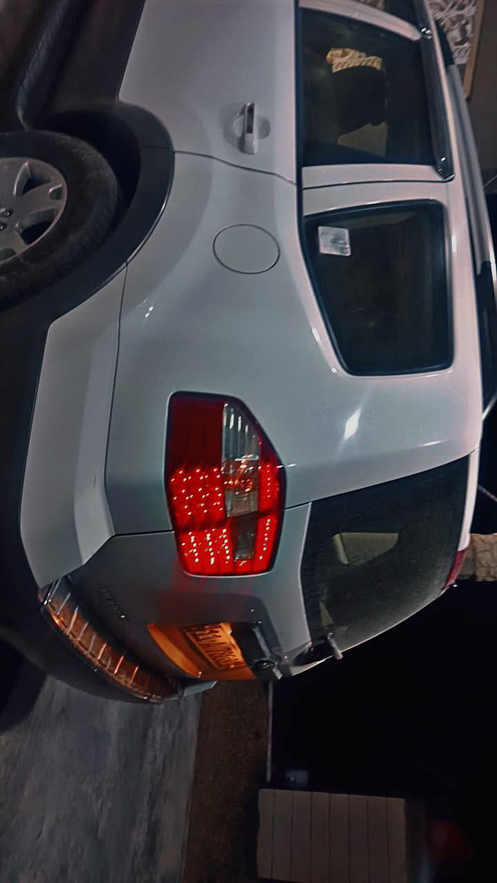 سلام عليكم كيا موهافي 2012 فول مواصفات أعلى فئة vib تحكمات ستيرن 
حساسات أمامي خلفي 
كشنات كهربائية
 تدفئة و تبريد مقاعد
زراكات ماسدات
 تبريد 3 قطع 
جنطه شفط 
فتح سقف 
تحكمات مري جانبية
سيارة ب اسمي 
سيارة مال جناي 
شراي اتصل مكاني بغداد التاجي
***********
***********
