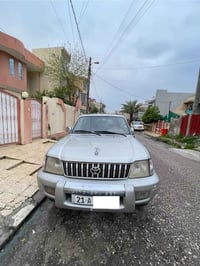 برادو • ٢٠٠١ • بدون صبغ