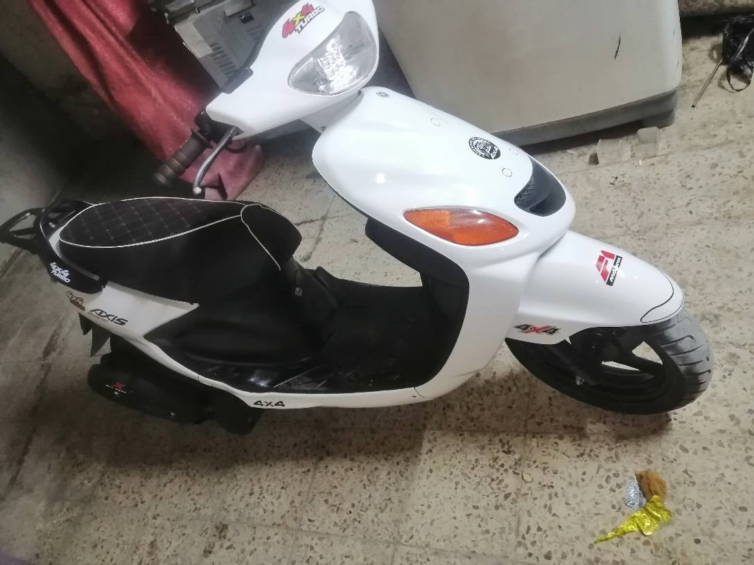 سلام عليكم دراجه ياماها اكزز ياباني فحل  جاهزه من كلشي كهربائيات كله شغاله نكره سلف وهندر عداد سرعه كيج بانزين تايرات جدد لايت ثلجي محرك ناعم شلعه حلوه مبدل بيه بستن اصلي فقط سعره 600 عنواني تنومه رقم *********** البصرة, العراق
