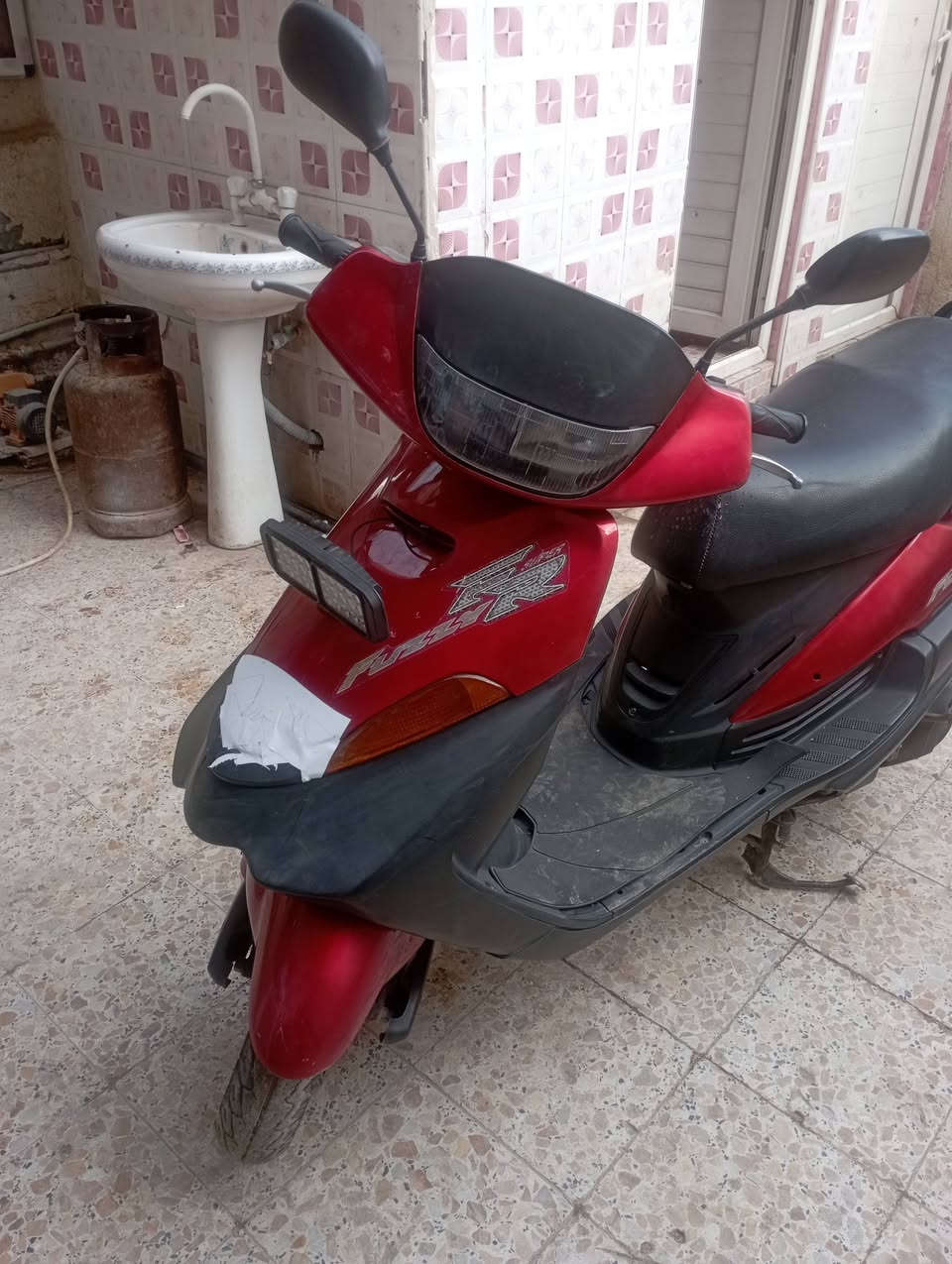 من رخصت مدير الكروب دراجه فراشه جديده معنه الكلمه للبيع حله شارع 80 لا ستفسار***********
