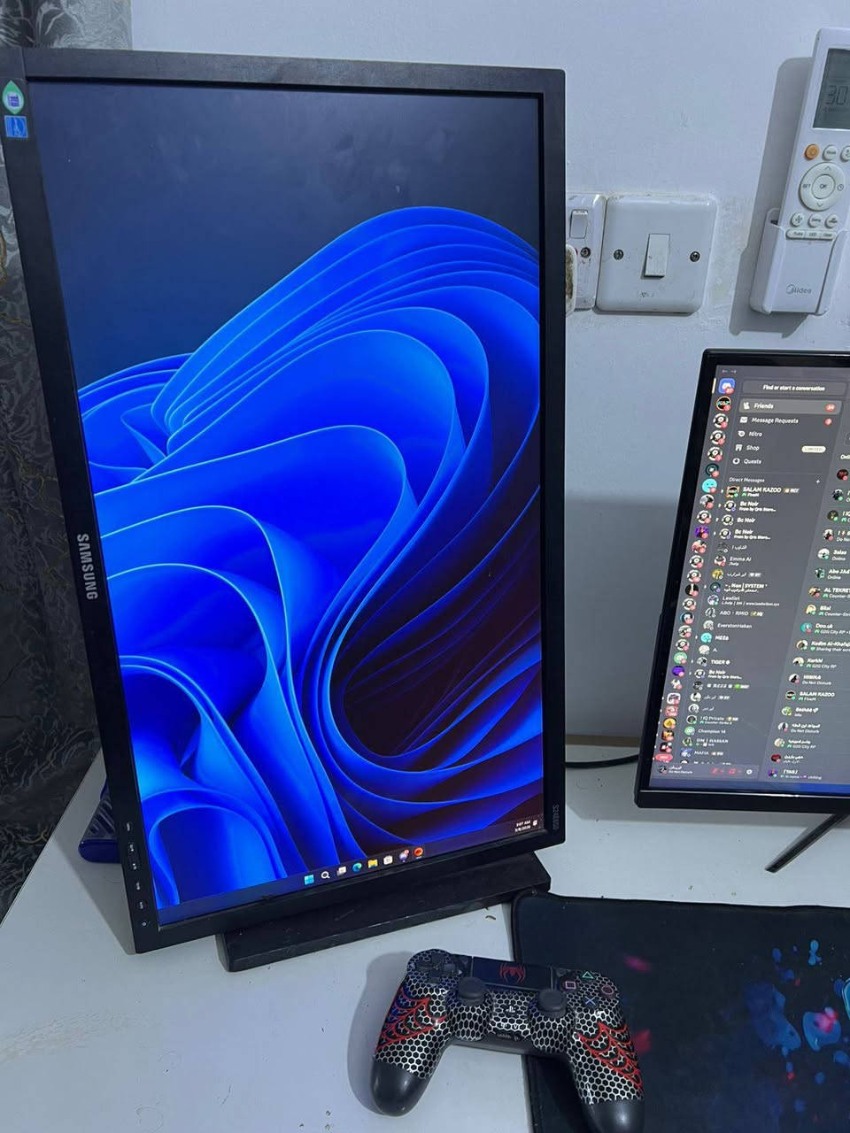 السلام عليكم pc للبيع كامل مع ملحقات مابيه اي نقص السعر مليون و 600 وقابل للتفاوض 
لل استفسار رقمي ***********
