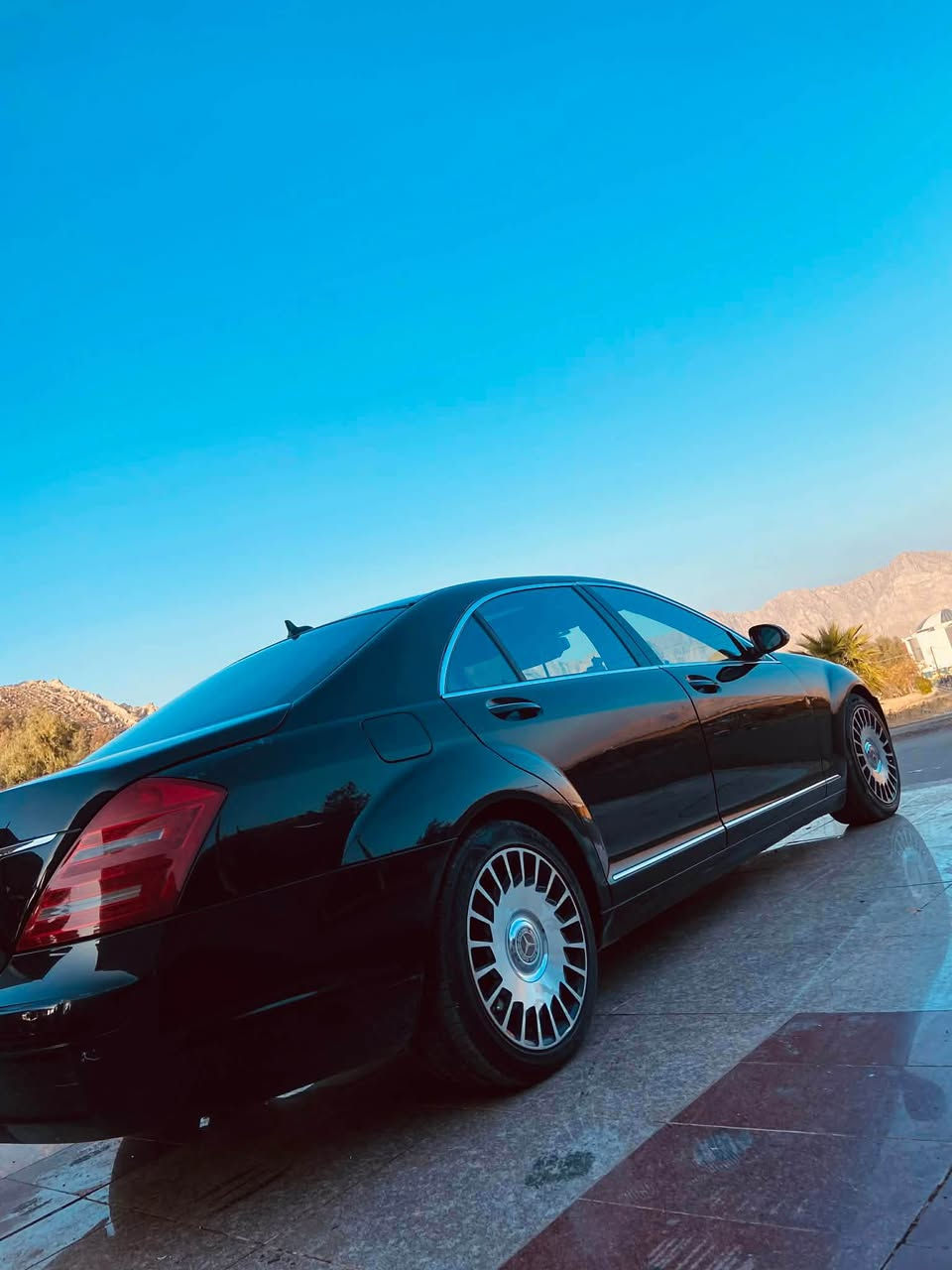 مارسدس 2009ساغ  S500بي توروبو وسوپةر واتا تةنفس طبيعي 

بي رةقةمي دوبةية بةشةرتي مالي مةدةني نةبيت موس و براوةي نةبيت 

بي بوياغ 

فوول فوول مواصفاتة سةيارةكة 

ماشاءالله ئةونةي مواصفات تياية ناژميردريت

رةنگي رةشي قةترانة بةشةرتي گيرو مةكينة كارةباي هةمووي بةشةرت 

نرخي/90$ معامةلةيةكي كةم
گورينةوةش دةكةم بة شتيك بة دلم بيت 

شوين/چةمچةمال 

ژمارةي موبايل و واتصاب/*********** السليمانية, العراق

