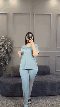 تراك نسائي دكم وكيبور
الخامه فانيلا محزز اصلي فول ليكرا 💯

القياسات L - XL - XXL - XXXL 😍

توصيل داخل طوز مجاني💙


**إذا كنت صاحب هذا الإعلان وتريد حذفه لأي سبب، رجاءا أرسل رسالة إلى الدعم الفني**