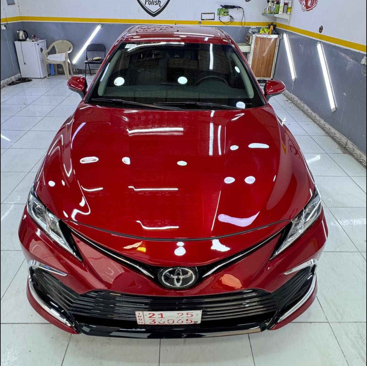 سلام عليكم للبيع كامري 2024
TOYOTA
CAMRY 
LE
2024
2,5L
V4
37,000 MİLES

المواصفات LE 👑///
• مكينة 4 سلندر (V4)
• سعة المحرك 2.5 لتر بنزين
• قوة 203 حصان
• قير أوتوماتيك 8 سرعات
• نظام دفع أمامي (FWD)
• أوضاع قيادة متعددة (Sport / Eco / Normal)
• تبريد أمامي ثنائي
• إشارات بالمرايا
• تحكمات على الستيرنغ
• شاشة 7 إنش (قياسي LE)
‏• Apple CarPlay
‏• Android Auto
• بلوتوث
• مثبت سرعة راداري
• نظام تحديد المسار
• رادار أمامي
• نظام منع الاصطدام
• كاميرا خلفية
• نقطة عمياء (حسب الفئة/اختياري)
• تنبيه مرور خلفي
• جنوط ألمنيوم 17 إنش (قياسي LE)
• تشغيل بزر (Smart Key)
• دخول ذكي
• مصابيح أمامية LED
• إضاءة نهارية LED

ضرر/// جاملخ و بونيد صبغ فقط ❗️
ايرباك استيرن راجع سستم ✅

السعر ///185 $ ورقة وبيها مجال 💵

سيارة نضيف و جاهز ما بيها اي نقص✅

پوليش و حمام جديد ✅

العنوان كركوك 🌇

📞 0770 094 3499
