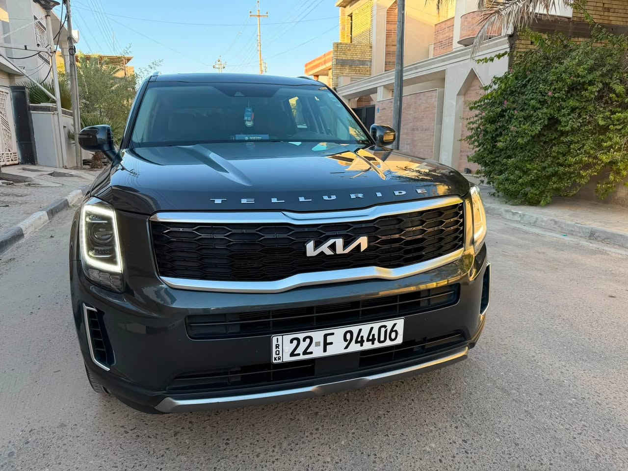 السلام عليكم للبيع تلورايد مديل 2022 رقم اربيل تريد تحويل تريد وكاله السياره بجم كبس بلادي ضربته باب السدر صبغ فقط يعني قطعه  وحده  السياره  جديده كلش تخم  تاير جديد حدايده خير من الله موصفات السياره معروفه كدامك بلصور.   صور الضربه مرفوقه ويه الصور 

السياره جديده كلش ترايك مال موديل 2025 

مكان السياره البصره

السعر 248 وبيه مجال 

رقم هاتف ***********

