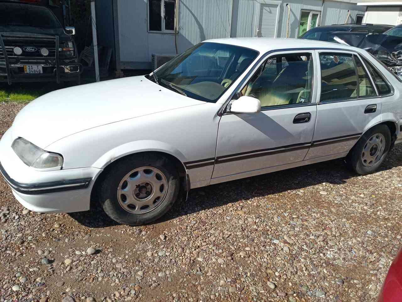 سيارة برنس دايو موديل 1995
سيارة بلادي بدون أي صبغ وتبديل 
محرك مفتوح بيه تبخير 
گير اوتوماتيك متعهد بيه
السيارة رقم إنبار تحويل مباشر 
السعر 43 وبيها مجال سئ بسيط 
العنوان بغداد الرضوانية الشرقية 
رقم الهاتف ***********
