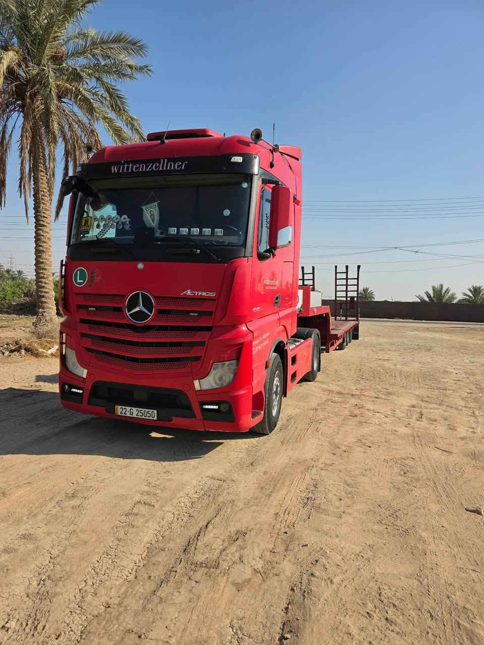 السلام عليكم مارسدس اكتروز وحش للبيع موديل 2017فول مواصفات مرسمه لودر 3دناكير عربانه تايرات 17ونص حجم 48 رقم اربيل الاستفسار على الارقام التاليه ***********
