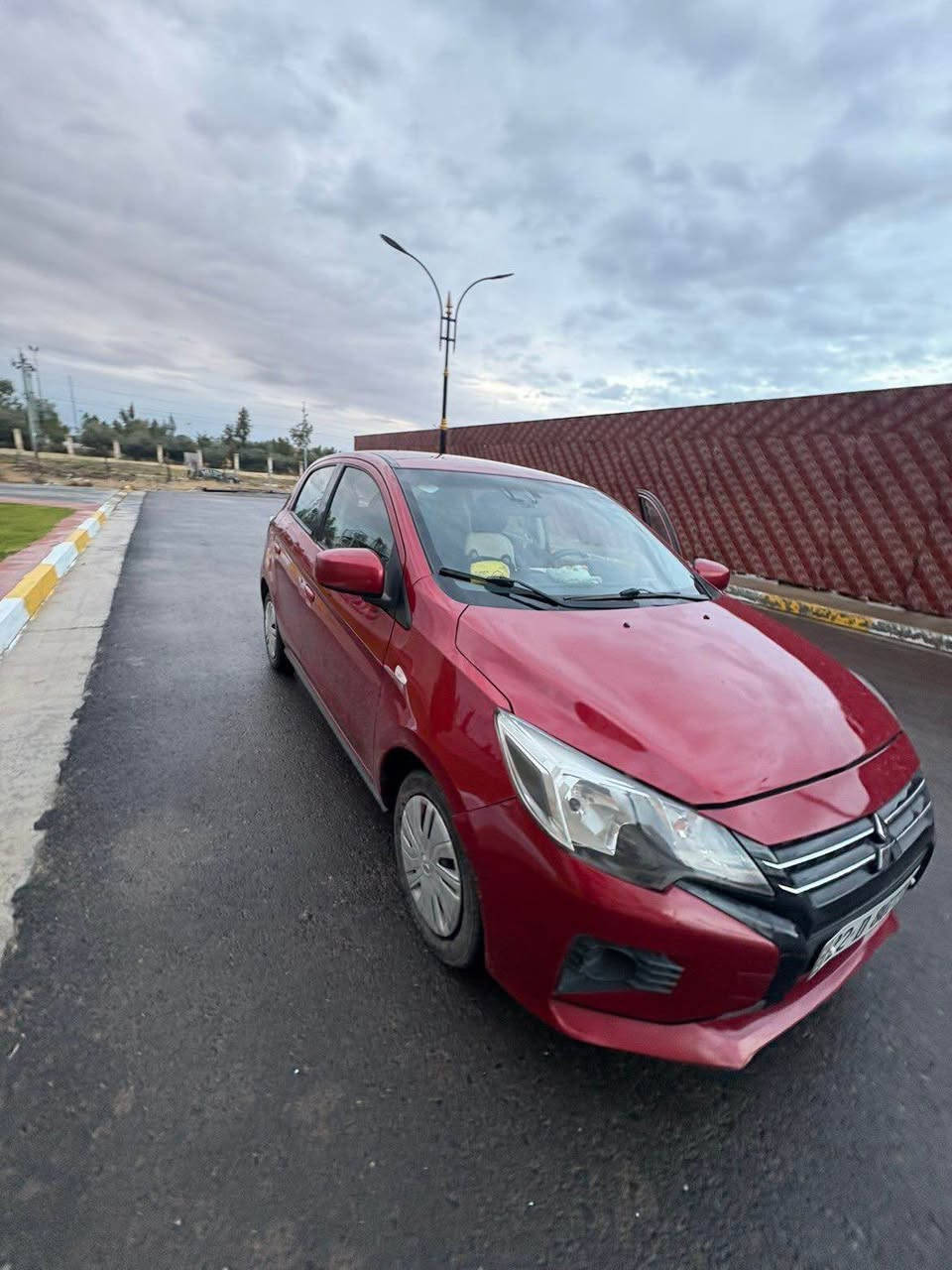 Mitsubishi Mirage model 2021
ميتسيوبوشي ميراج موديل ٢٠٢١
بونيت و جاملخ صبخ بدون دواخل 
ارباك بس ستيرن سيستم
مواصفات 
شاشه 
كاميرا 
تحكم ستيرن 
ليد
رادار
بلوتوث 
گير محرك بشرط 
محرك ١٢٠٠ الف . ثلاثة سلندر 
سعر ٩٥$ و مجال انشاء الله 
مكان سيارة اربيل 
رقم تلفون 📞 
***********
*********** أربيل, العراق
