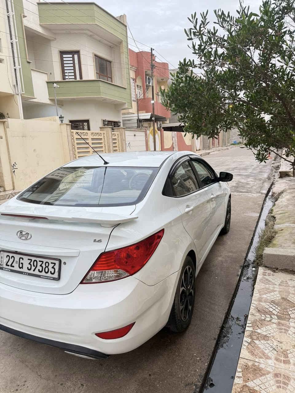 اكسنت للبيع موديل 2014
ماشيه 160
كاربون بانزين 
صبغ بارد 
عنوان موصل 
***********
