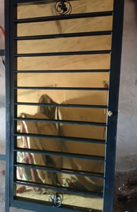 باب قياس متر في مترين حديد ثقيل رقم 07705582940