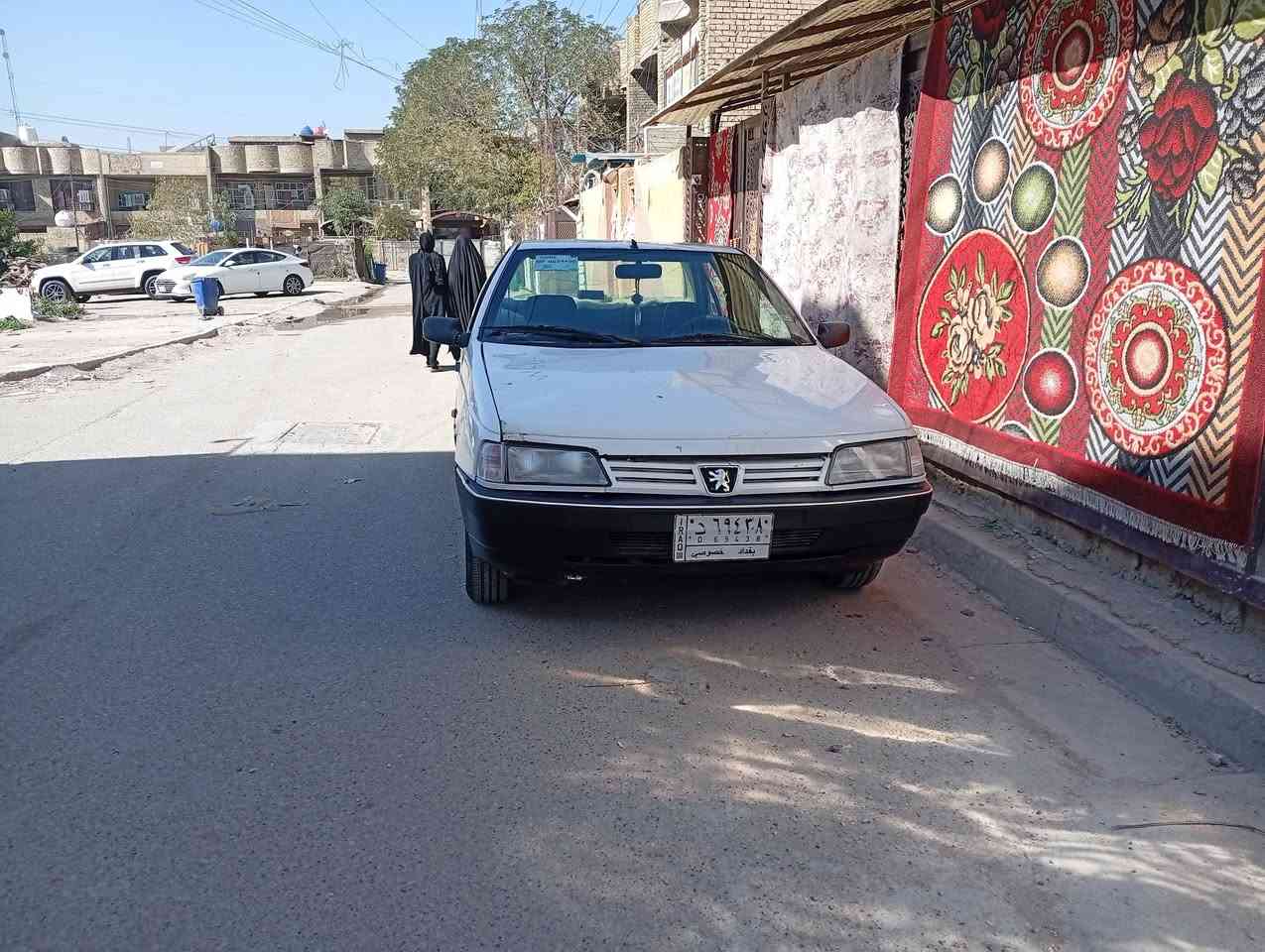 سلام عليكم بيجوروى موديل 9السياره كير محرك حداديه كهربائيات كله شغاله لاصرف ولاتبخير راعيه متوفي عندي مستمسكات وتكفلك من السرقه والقانونيات العنوان بغداد المدينه الستفسار اتصل ***********
