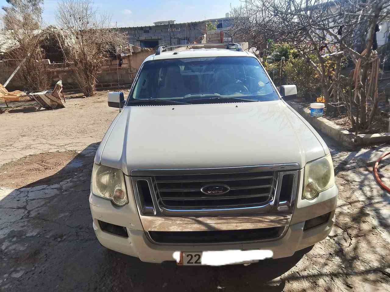 سلام عليكم فورد اكسبلور بيكم 2010 لميتد فول مواصفات رقم اربيل جديد بأسمي  محرك 4600
 بي نفخ مواصفات خليجي حار بارد مع الكشنات الاماميه السياره جاهز مال الجناي باب اليمين بي صبغ بدون دواخل فقط طخم اطارات جديده مع البطاريه  السعر 125بي مجال قليل التواصل ***********
