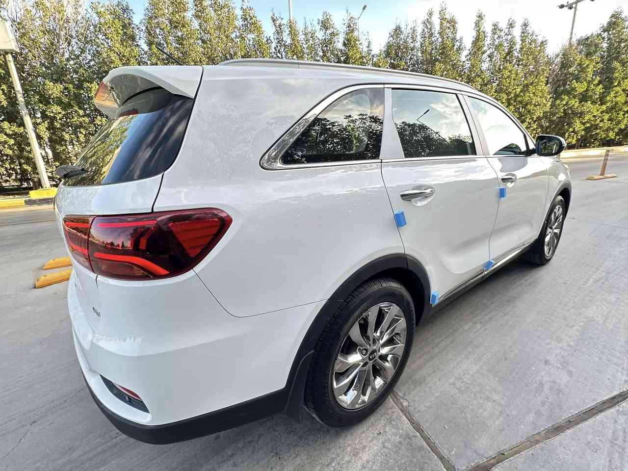 السلام عليكم سورنتو 2019 خليجي رقم بغداد الدولي بسمي كفاله سونار مرفق بصور جاهزه من كلشي مكينه كير كفاله حته من الفتح حداديه جديده تبريد ثلج تخم تاير مكينه 6سلند 7راكب 3قطع تبريد مواصفاتها شاشه كامره تحكم مري شفط تحكم مري 3بصمات كشن كهربائي جنطه كهربائيه داخل جلد اهواي بيها مواصفات مكاني كربلاء السعر238 مجال بصيط ***********
 بيع فقط بدون مراوس ماشيه 128 

السعر 238
