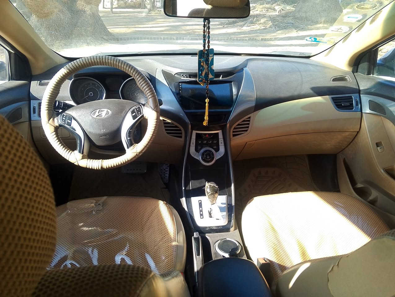 السلام عليكم النترا 2013 محرك 1800 مكينه كير حداديه تبريد كفاله بيه قطعه وحده بدون ضربه ***********مكاني نجف السعر 110وبيه مجال
