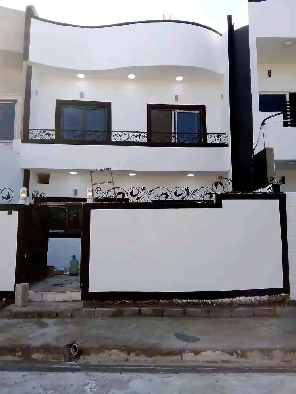 صباغ عام متفرغ انواع الصبغ كربلاء *********** واتس اب
