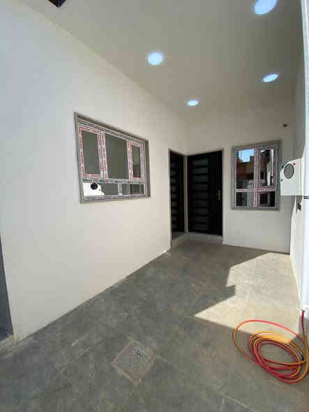 عقارات مهند الطائي🏛🏛

بيت للبيع في حي الميثاق قرب مدرسة مكه 

🔴مساحة 100  واجهة 5 متر   🔴

طابق الاول : غرفة نوم وهول ومطبخ واستقبال وصحيات 

طابق الثاني : غرفتين نوم وصحيات 

السعر 133  مليون

🌖🌖مراجعة #مكتب_مهند_الطائي 🏛
موقع المكتب➿➿في الموصل / حي الوحدة  

التفاصيل الاتصال على الأرقام التالية :_
( *********** )كورك☎️📞
( *********** )اسيا ☎️📞
