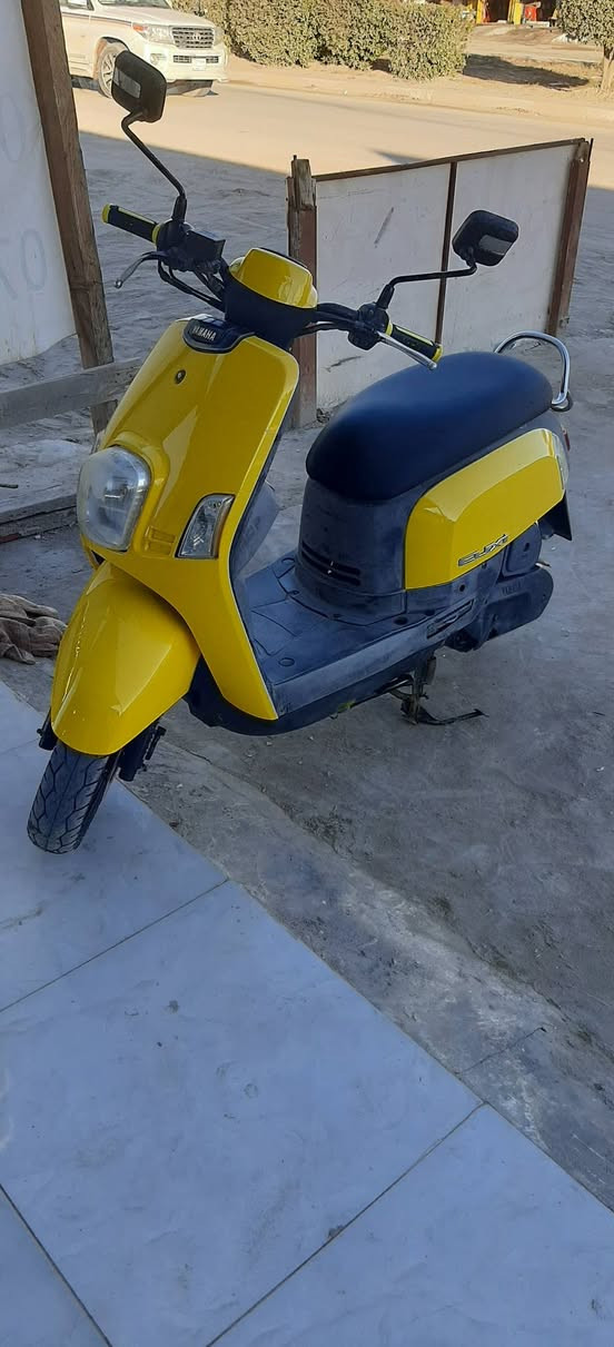 دراجه بوليس نوزل 2010 مكينه ناعمه وجديدة بجيس للي يدور مكينه جديدة تعال شوف بعينك 
مبدل كفرات جماليه الدراجه تخبل بعدها جديدة السعر 950وبيها مجال عنوان مفرك معمل السمنت معارض السيارات
《***********》
