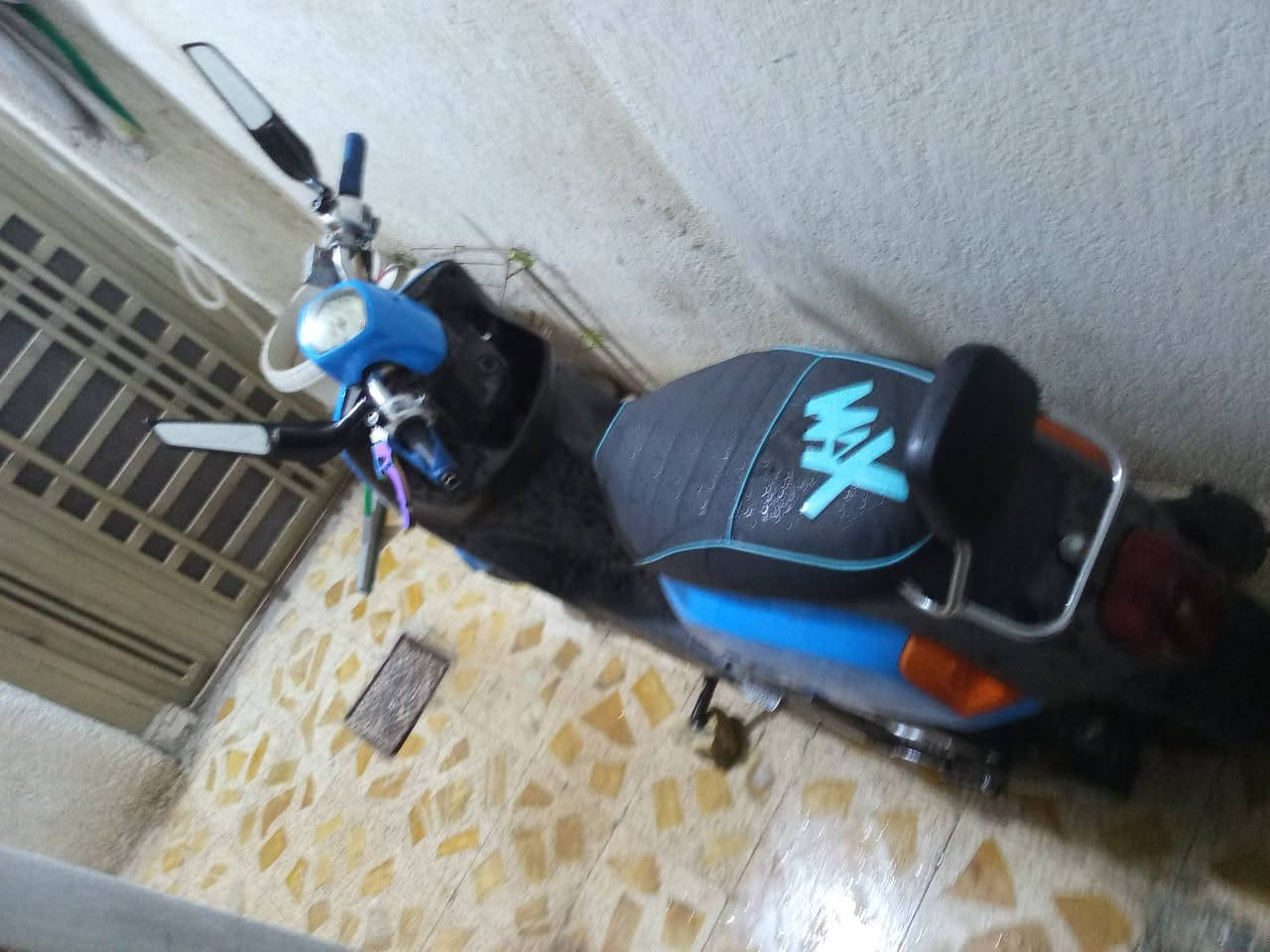 سلام عليكم دراجه بوليس للبيع نضيفه مكينه ما مفتوحه السعر خاص ***********
