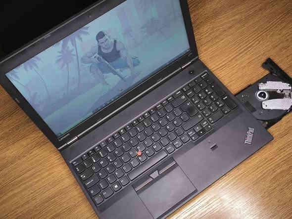 Lenovo ThinkPad L570- cori5 الجيل السابع
مستعمل بنظافة عالية جدا ( داخل كارتون) 

معالج كوراي فايف الجيل السابع
رام 8GB DDR4 قابل للزيادة 
هارد 256GB SSD  قابل للزيادة 
شاشة بحجم كبير 15.6 انج  دقة عاليه HD
كرت شاشة انتل 4GB 
تحتوي على منفذ اقراص  

مناسبة للطلاب للدراسة والموظفين للورد والاكسل 
مناسبة للترفيه لمشاهده اليوتيوب والمسلسلات بدقة عالية 
مناسبه لمجموعه واسعه من الالعاب المناسبة للمواصفات 

ضمان فحص كامل قبل الاستلام والدفع 
ضمان  اسبوع كامل نظافة ومواصفات 

هدايا مرفقه ماوس وماوس باد وجنطه وشاحن اصلي 

توصيل متوفر ✅

السعر 230 الف فقط

واتساب  
***********
