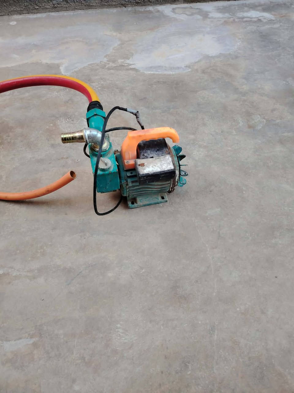 سلام عليكم عندي هاي ماطورات كلهن اخو جديد شغل الي يريده يتفضل على هاي الرقم» ‪***********
