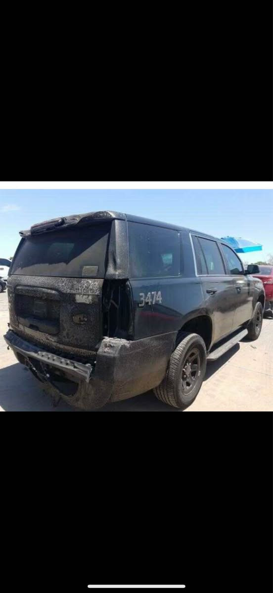 تم تنزيل السعر 
تاهو 2017 وارد امريكي بوليس 
بيه شبرين جاملغ خلفي تعديل وقطعه كلير
السياره جديده 
تايرات جدد محرك كير جديد ماشيه 160 
السعر 280 قفل 
مكانها البصره شط العرب
***********
*********** البصرة, العراق
