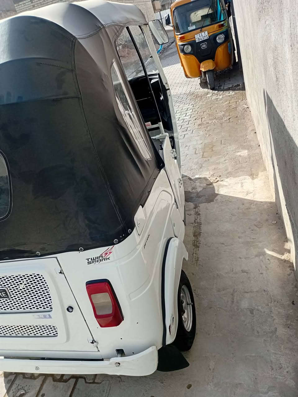 سلام عليكم تكتك للبيع راعيها مستعجل عل بيع 22 مكفوله سعر7 مليون 250 لرقم***********
