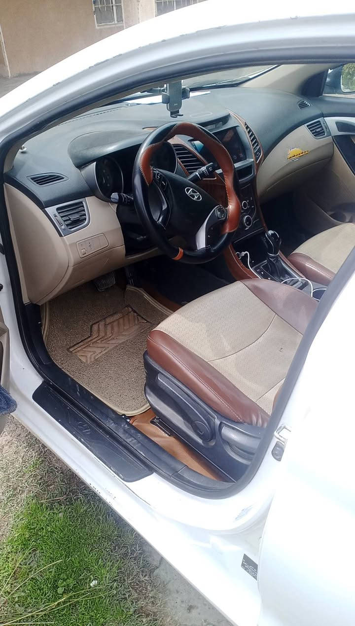 السلام عليكم النترا موديل 2015خليجي بدون اي ضربه بيها صبغ اثر شخوط اي ضربه مكانات قليلة وعندي صوره قبل الصبغ والبنيد بي صبغ نص جان بي فابلون. ونشال الصبغ سياره تبريد قطعتين شاشه كشنات جلد فتحه مكينه خيط. تبخير اي تنقيص مابيها خلاص كير كفاله تبريدها شغاله تخم تاير السعر115وبيها مجال قليل تحويل ثاني يوم رقم بي واتساب *********** @إشارة
