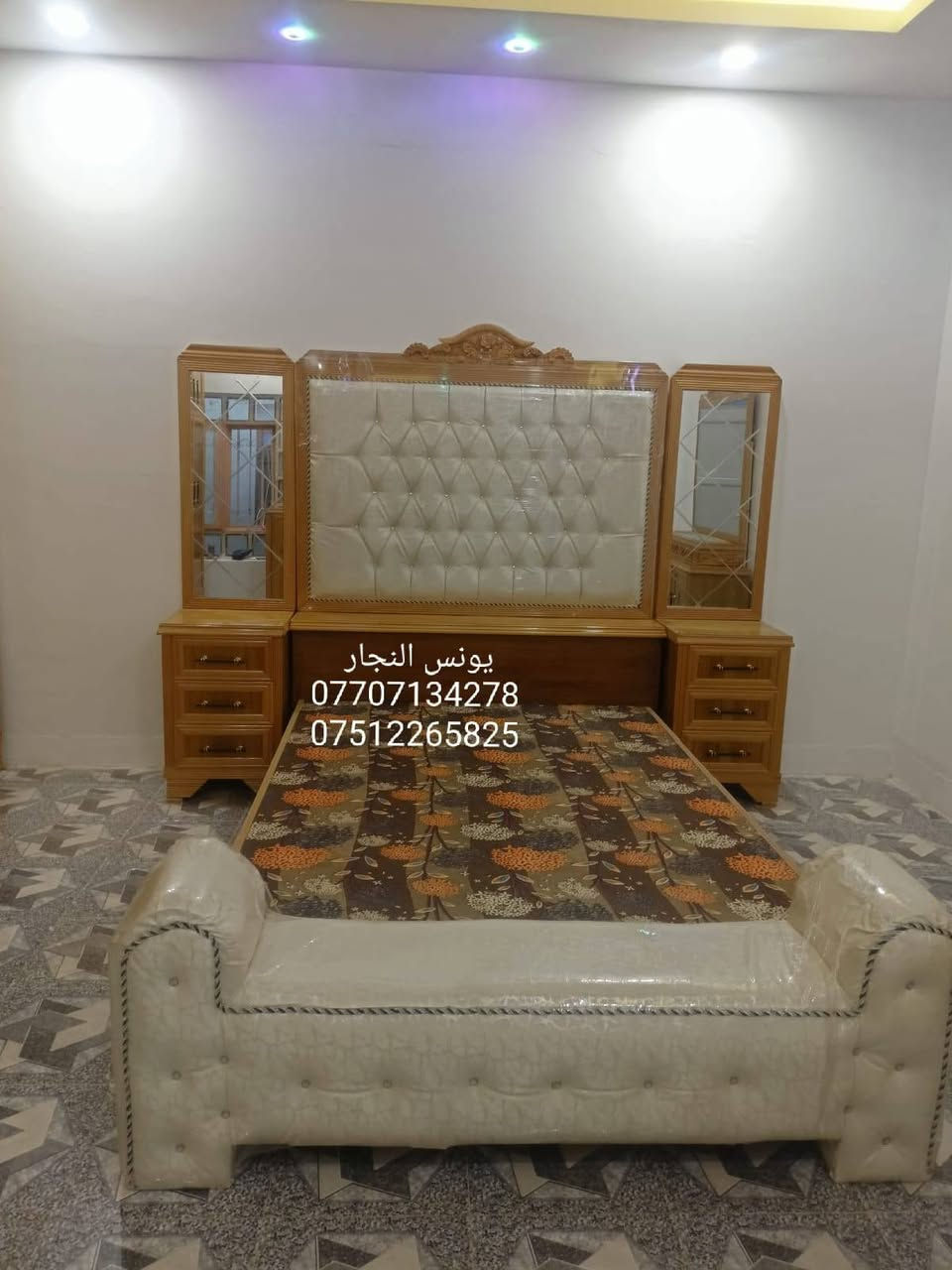 #قسط_غرفتك_براحتك
✔️ ويانا مدة التقسيط سنة و نص بدون مقدمة على منصة اقساطي
✔️ لحاملي ماستر كارد الرافدين من الموظفين و المنتسبين و المتقاعدين
✔️ يوجد فصال حسب الطلب
✔️ يمكنكم استبدال غرفكم القديمة بغرفة جديدة وتقسيط الفرق
✔️ غرف نوم باحدث الموديلات من خشب الصاج
📌العنوان : الموصل / الجانب الأيمن / الصناعة القديمة / اليابسات 
📱كورك :*********** (يوجد واتساب)
📱 اسياسيل  ***********(يوجد واتساب)
