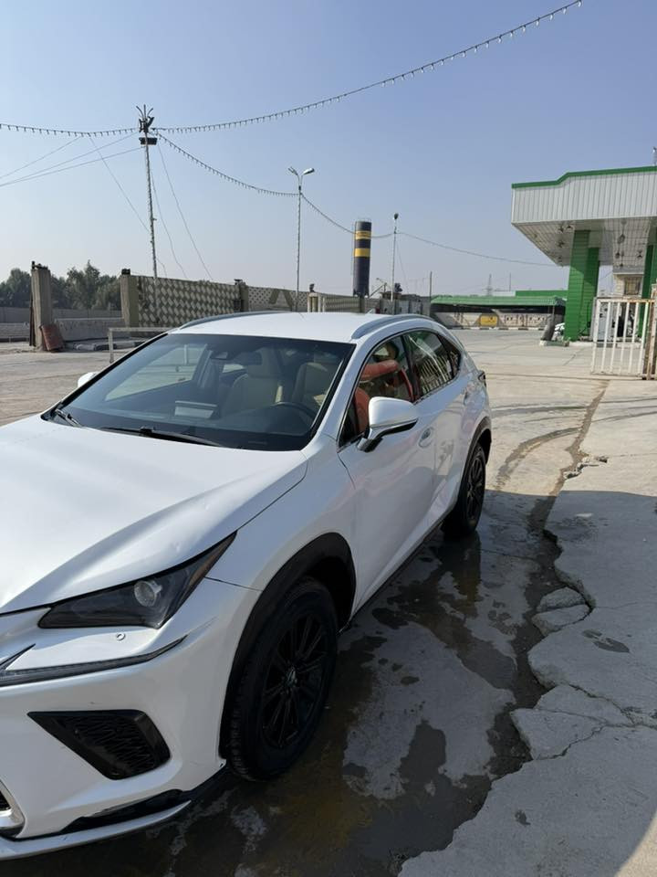 nx300 لكزز
موديل 2020
وارد امريكي بيها 3 قطع صبغ
جاملغ من ضرر امريكا وبابين اثر طخه ستوته فقط خارج داخل ماكو صبغ
العداد 60.000
السعر 260
***********
بيع او مراوس ب برادو 2024 او 2025
