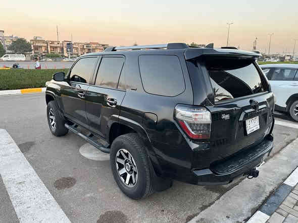 السلام عليكم 
شونكم شباب
فور رنر 2020  sr5  بريميم فول 
فور ويل 
جلد
فتحه
كشنات كهرباء وبصمه 
حادثها ربع جاملغ فقط 
والايرباكات كلها راجعه سستم وعل فحص 
ماشيه 72 الف 
السياره جديده جدا 
مكانها السياره السيديه
سعرها 29 الف وبيها مجال 
الاتصال ***********
