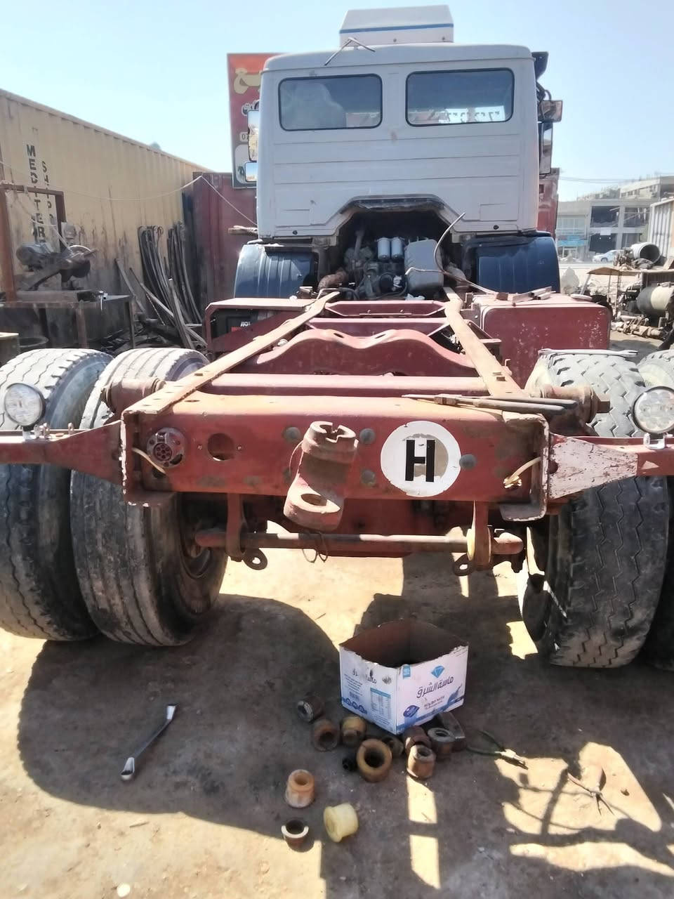 السلام عليكم تك قلاب بلادي رقم بابل  مكينة 8 فلسات كير 25 شاصي مكفول صبغ ماكو بلقمارة تك قمارة 85 بلسنوية رأس سنوية صاقطة ب23 السعر 145 وبيها مجال 
للأستفار من الساعة التاسعة صباحا إلى الساعة الثانيه ظهرا
مكان السيارة النجف الأشرف 
***********
