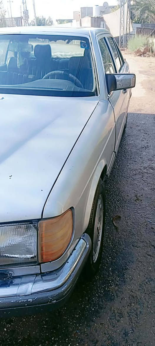 مارسدس 300 موديل 90 رقم بغداد دولي بسمي محرك في في تي 3000 محرك كير مكفولات حداديه نص عمر تخم تاير جديد مصبوغه عام تبريد ضعيف معروضه 43 اوبيهة مجال  مكانها كربلاء طويريج ***********
