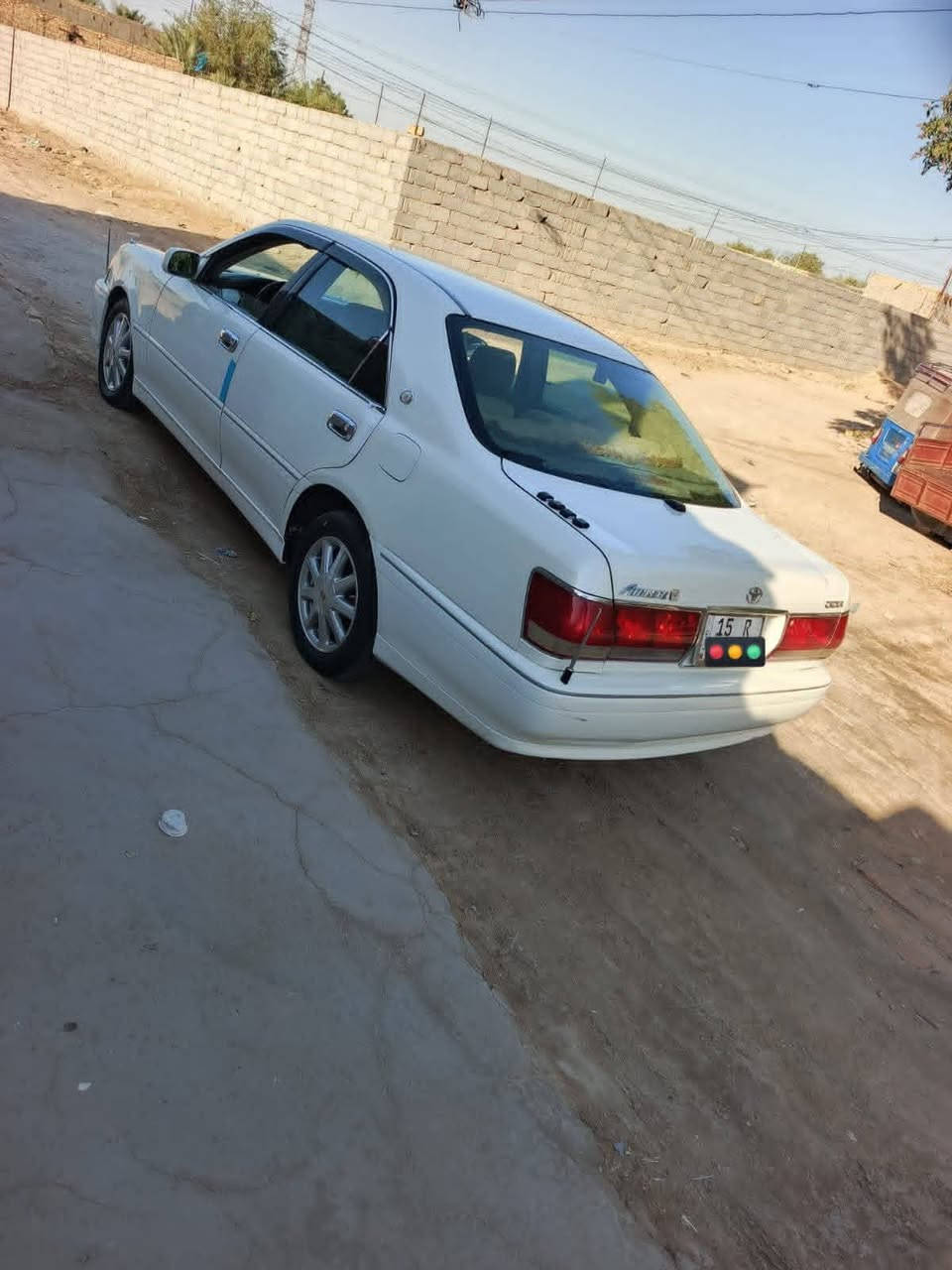السلام عليكم ملكه لون ابيض 2002 
باسمي تحويل مباشر رقم انبار دولي 
كفاله من الكص والاصوليات والعيب الشرعي 
محرك كير حداديه اكسن تخم تاير كله جاهز
محرك ديفور الكبير اربع دكم كرستال شاشه 
تبريد امامي وخلفي اربع كشنات كهرباء 
برده خلفيه ستيرن كهربائي مري شفط وهيتر 
اريلات امامي وخلفي فول مواصفات ماعدا الفتحه 
سياره جاهزه مال جناي بالعافيه والخير الي ياخذه
السعر 130 وبيه مجال للشراي 
مكان السياره بابل ***********2
