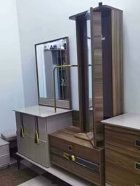 ٤ متر • ارتفاع ٢٣٠ • مراية دوار