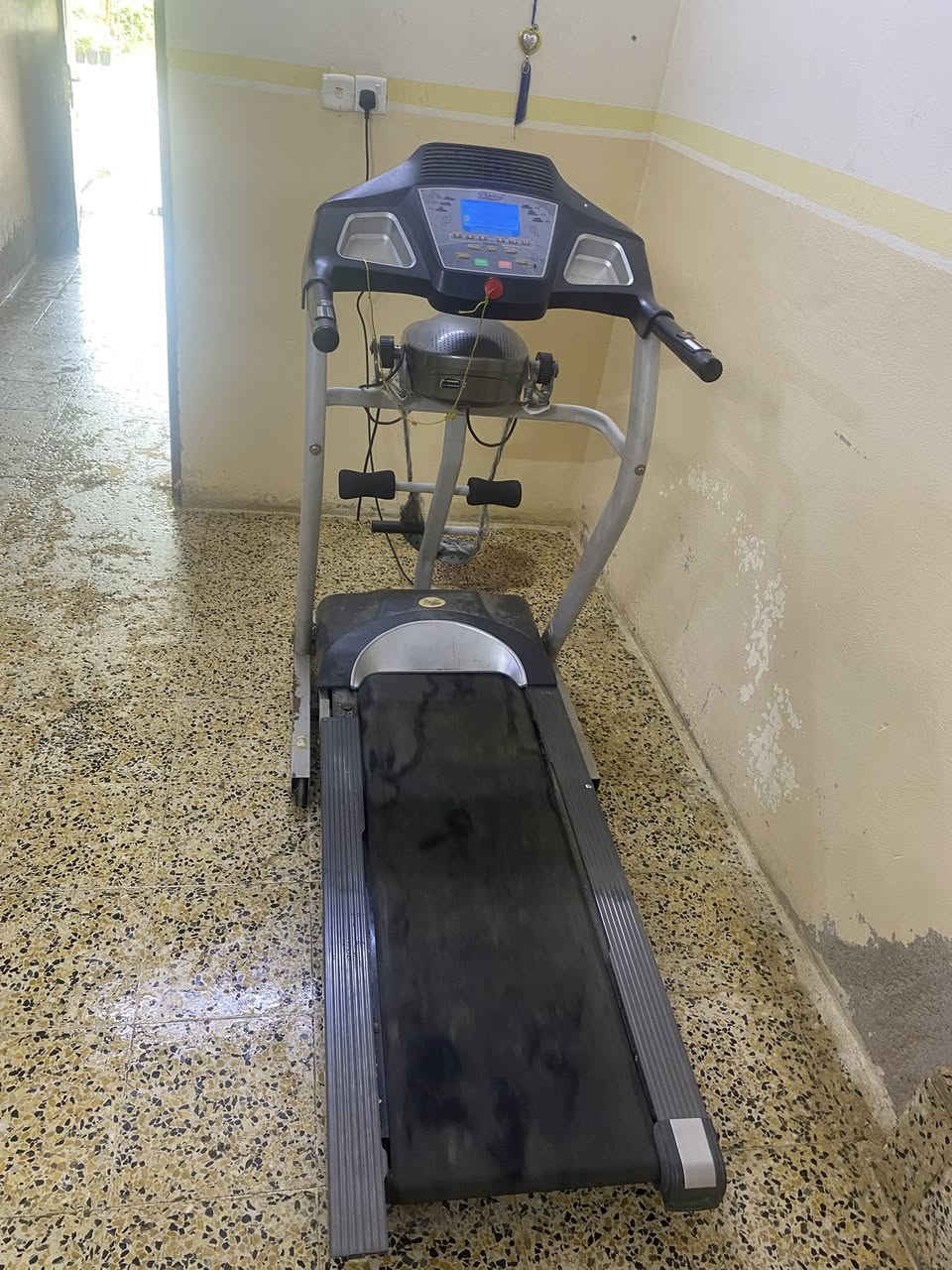 جهاز ركض مستعمل أبيعه شرط شغال وما بيه عطل مبدل ماطور جديد 
 عنوان موصل بعشيقة 
الشراي يتواصل ع خاص او رقم هاتف ***********

