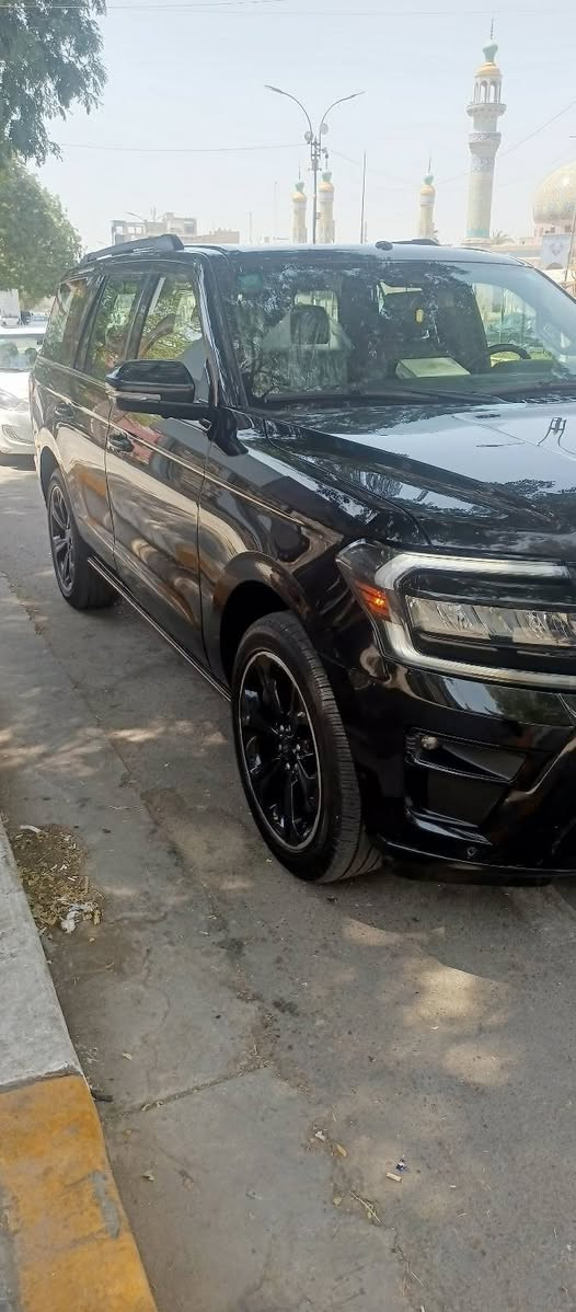 للبيع Ford Expedition 2022
لون أسود — بحالة ممتازة جداً

الموديل: 2022

الممشى: 24 ألف

وارد: تاكسيديشن

محرك قوي وأداء ممتاز

نظافة وكالة من الداخل والخارج

شاشة، كامرات، حساسات، مواصفات كاملة

السيارة جاهزة وما تحتاج أي صرف

للاستفسار والجادين فقط مراسلة خاص أو اتصال.***********
