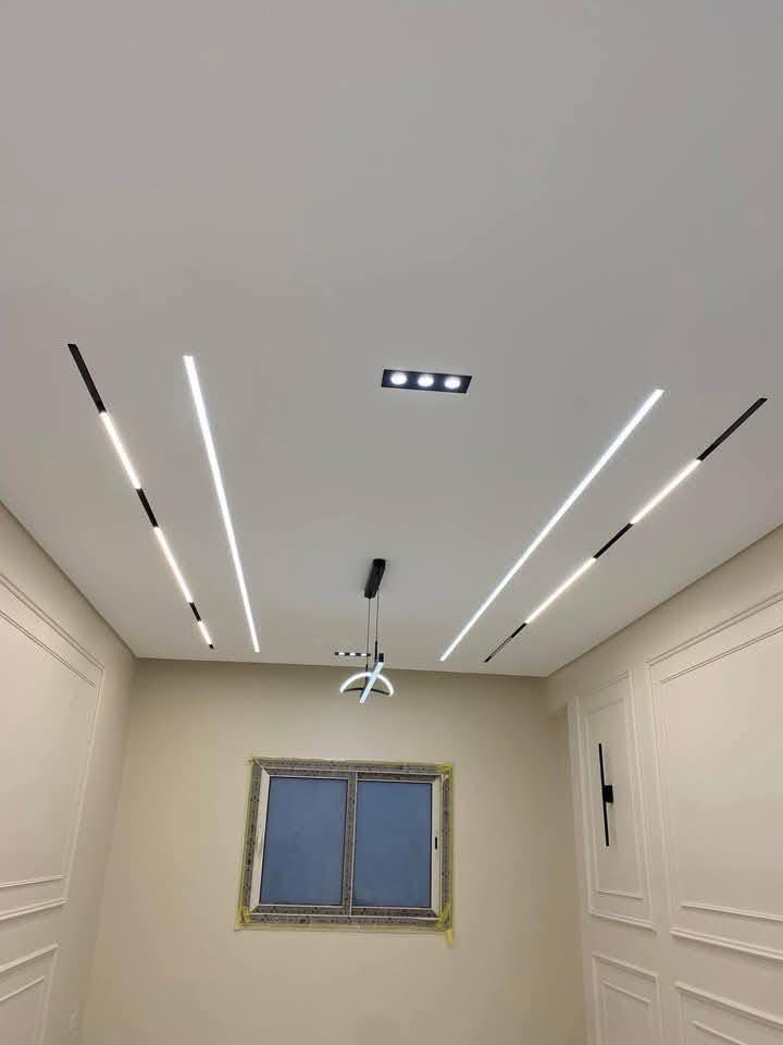 كادر ديكور داخلي
أسعار مناسبة جدا 
***********
