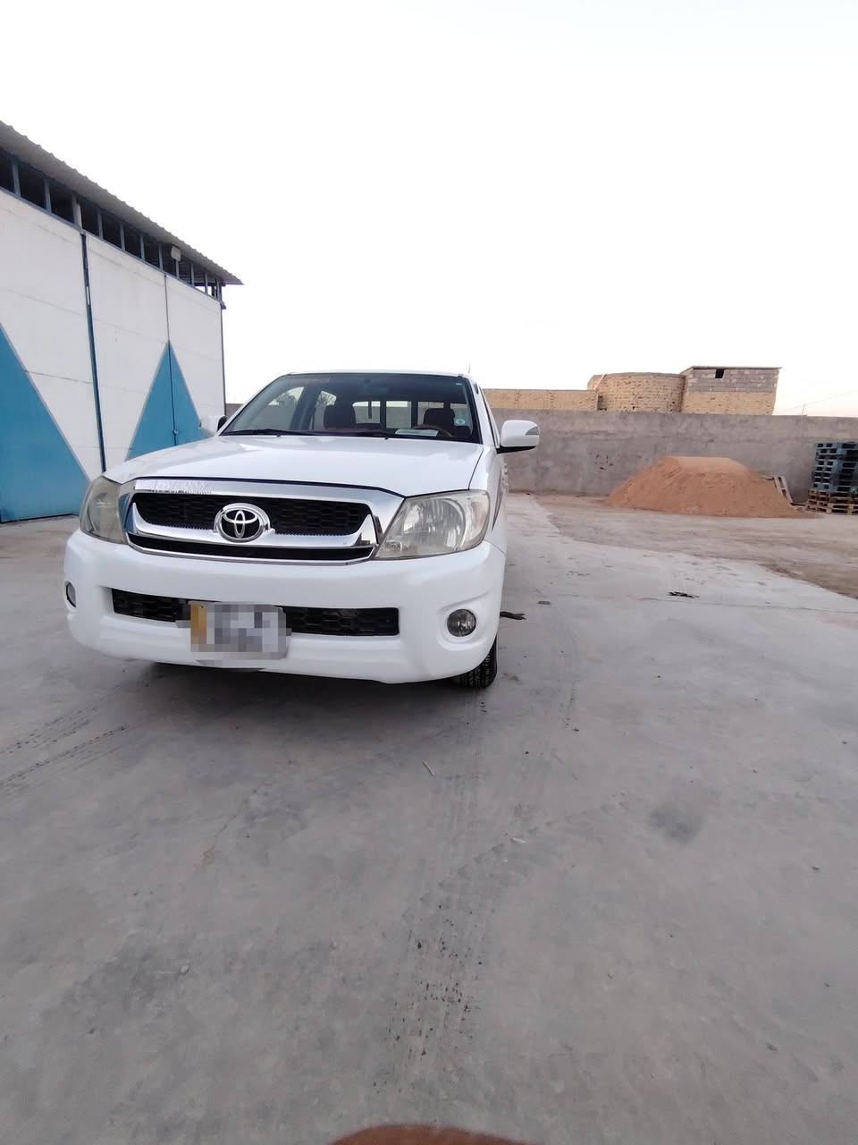 ✅سلام عليكم 
✅سياره للبيع 
✅تيوتا هايلكس
✅مديل 9
✅ سياره كفالة عامه 
✅ من صبغ من ضربه من كص من نقل جثه 
✅ رقم سياره مثنى دولي 
✅ بسمي 
✅ سنويه جديده (30)
✅ مكينه كير جديد
✅ مكينه شرط برغي مامفتوح  بيه 
✅ سياره جديده شرط احلا من صور 
✅ السعر خاص  
✅ مكان السياره الديوانية قضاء غماس 
✅ رقم الهاتف //***********// رقم بي واتساب
