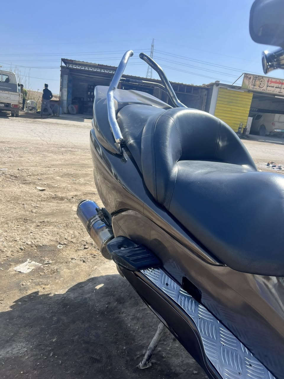 سلام عليكم دراجه فورزه0/8كرستال 6كير و3تحويلات دراجه نضافه خارجيه كلش نضيفه احلا من الصور  و دراجه مكفوله بيهه اوراق كامله مكينه ما مفتوحه مكفوله بيهه بس صوت كلج خلفي و مماثر شلعه ومعدل خير من الله دراجه كفاله ورجاء لا تنطيني كلمه و بعدين تتحجحج للبيع و امراوس حسب القناعه  مكاني بغداد ماعندي توصيل سعرهه مليون و100وبيهه مجال


**إذا كنت صاحب هذا الإعلان وتريد حذفه لأي سبب، رجاءا أرسل رسالة إلى الدعم الفني**