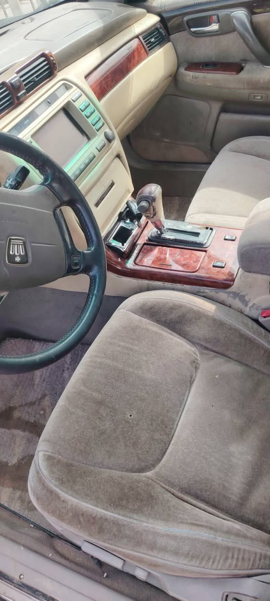 السلام عليكم  ملكة موديل 2005رقم انكليزي مداور ثاني يوم كير مكينه vvt مكفولات  مكفوله من الكص ونقل الجثه تحم تاير وباتري جديد  حدايه 100/90    اتصل لتفاصيل اكثر ***********ملاحظه مكلف بالنشر
