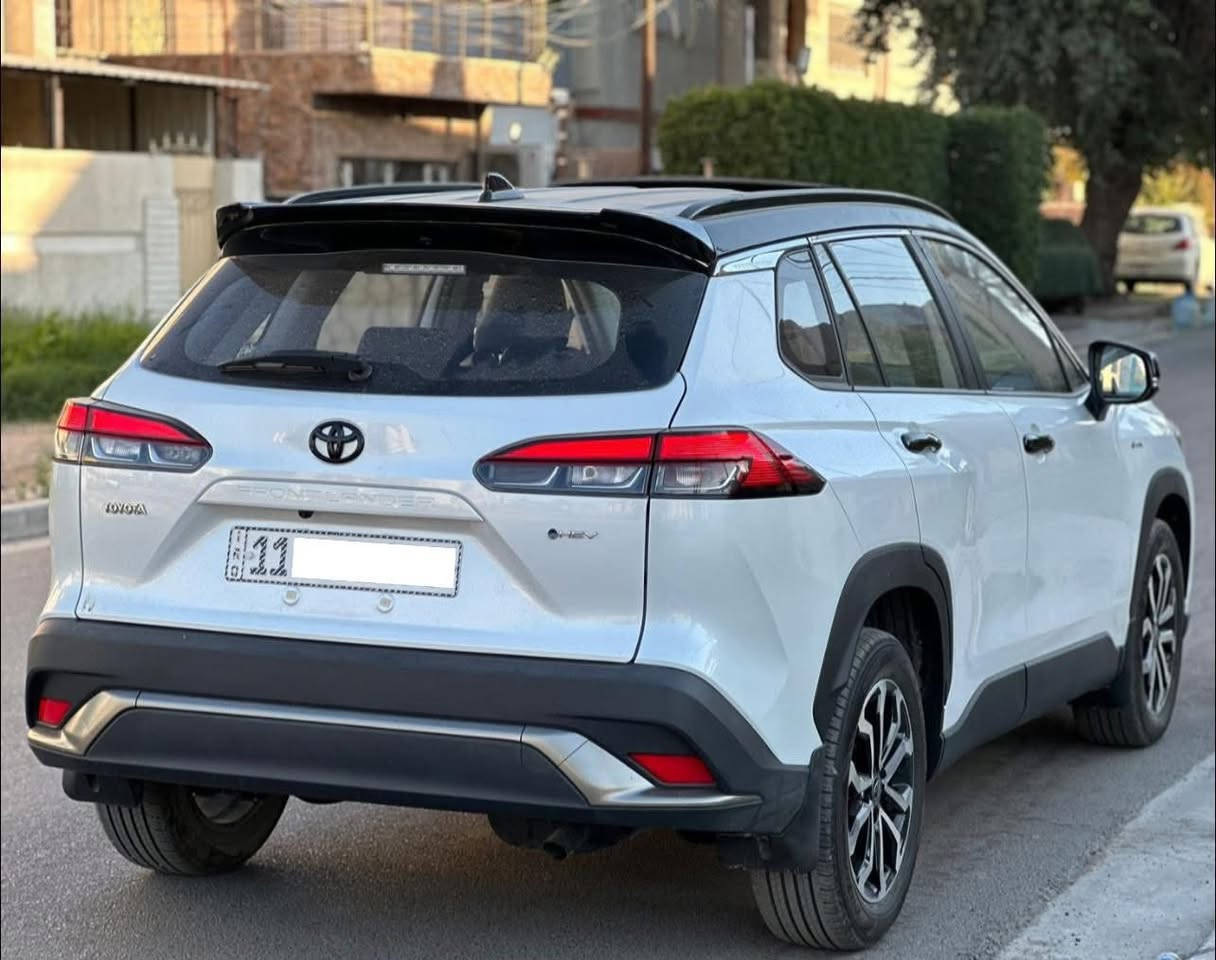 تويوتا فرونت لاندر 2025 فئة S فول مواصفات عداد المسافة 5 الالف بحالة الوكالة
لايت خمس عدسات بكلايت LID 

جنطة كهرباء  فتحة سقف + حمالات سقف

 انارة محيطية في الداخل وحاملات الأكواب 

مقاعد جلد اصل كهرباء 

 تبريد شاشة مناخ منفصل قطعتين 

ويل كب كروم حجم 17 اريل نفكيتر

بصمه ابواب وتشغيل نظام ترحيب عن قرب ذاتي 

رادار امامي نظام قياده ذاتيه  تحديد مسار اوتو لايت

العنوان بغداد  للاتصال ***********
